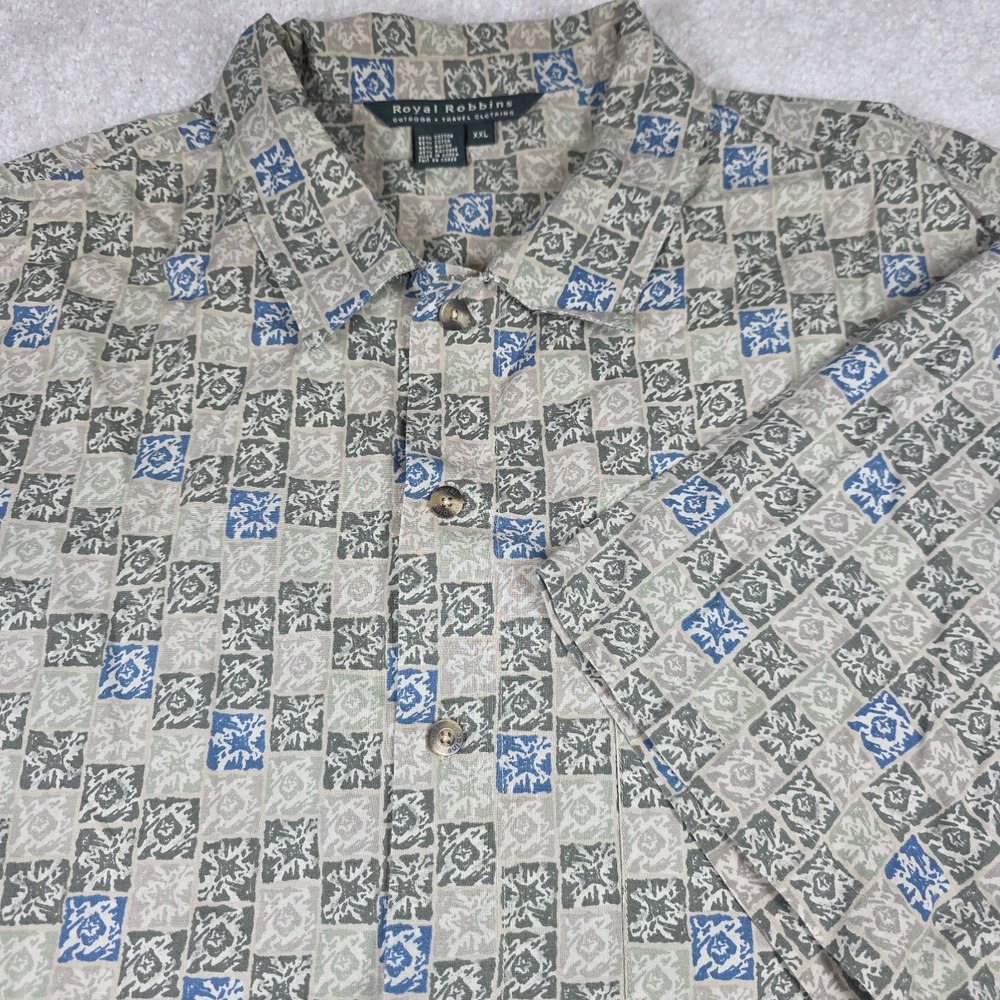 Royal Robbins Shirt Mens 2XL Beige Green Tribal Print Short Sleeve Hawaiian